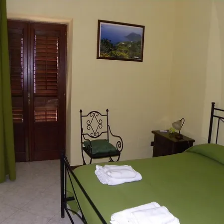 Vacanze Albamarina Daire Lipari (Isola Lipari)