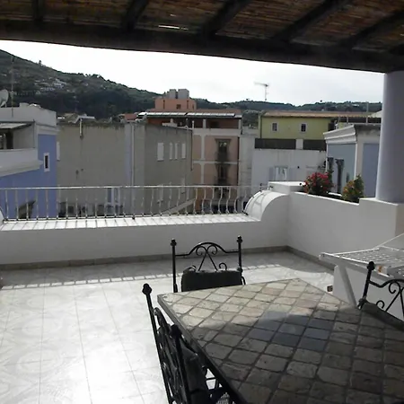 Vacanze Albamarina Daire Lipari (Isola Lipari)
