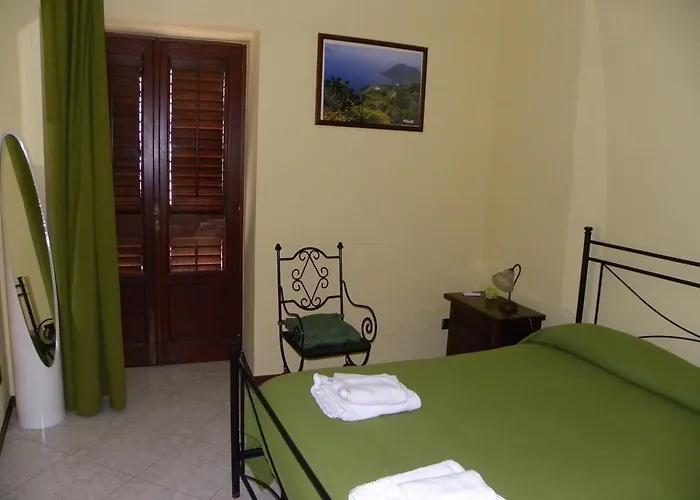 Vacanze Albamarina Апартаменты Липари