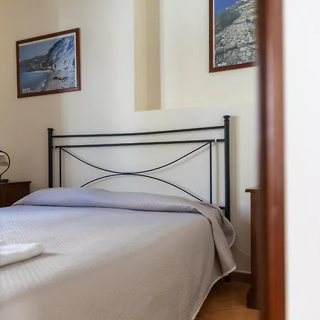 Vacanze Albamarina Apartment